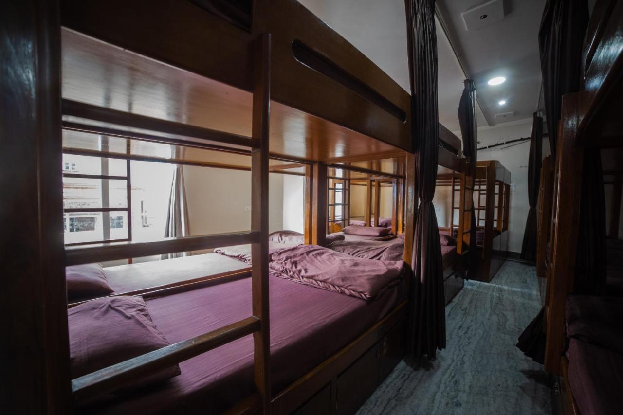 Pearl Courtyard Dormitory Varanasi Dış mekan fotoğraf