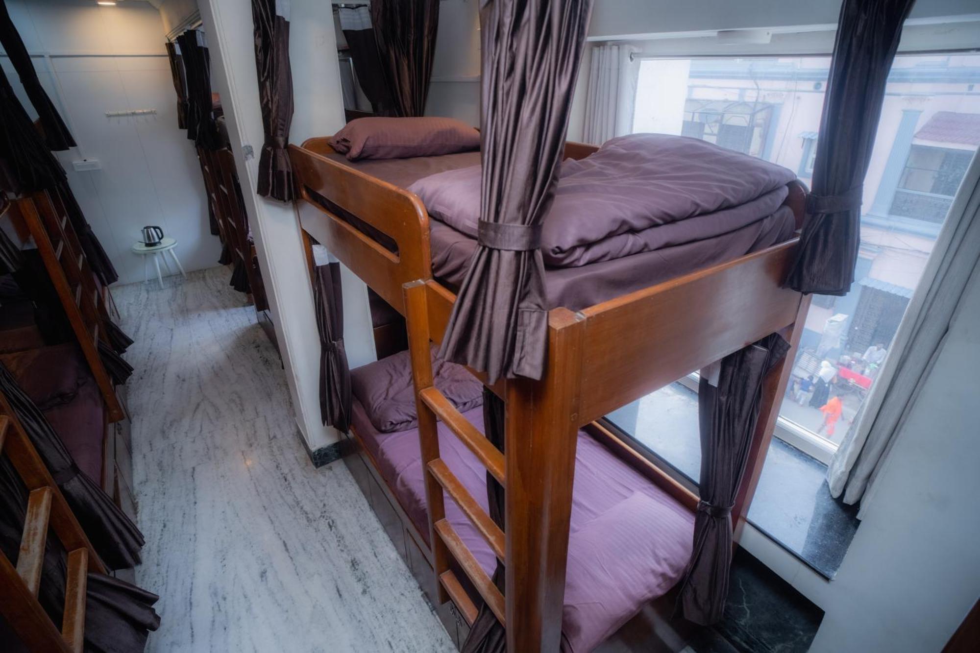 Pearl Courtyard Dormitory Varanasi Dış mekan fotoğraf