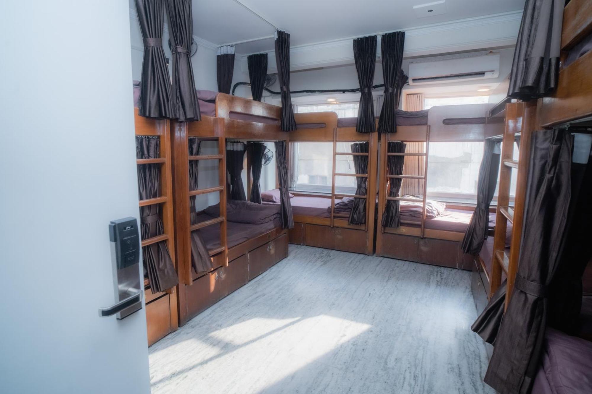 Pearl Courtyard Dormitory Varanasi Dış mekan fotoğraf