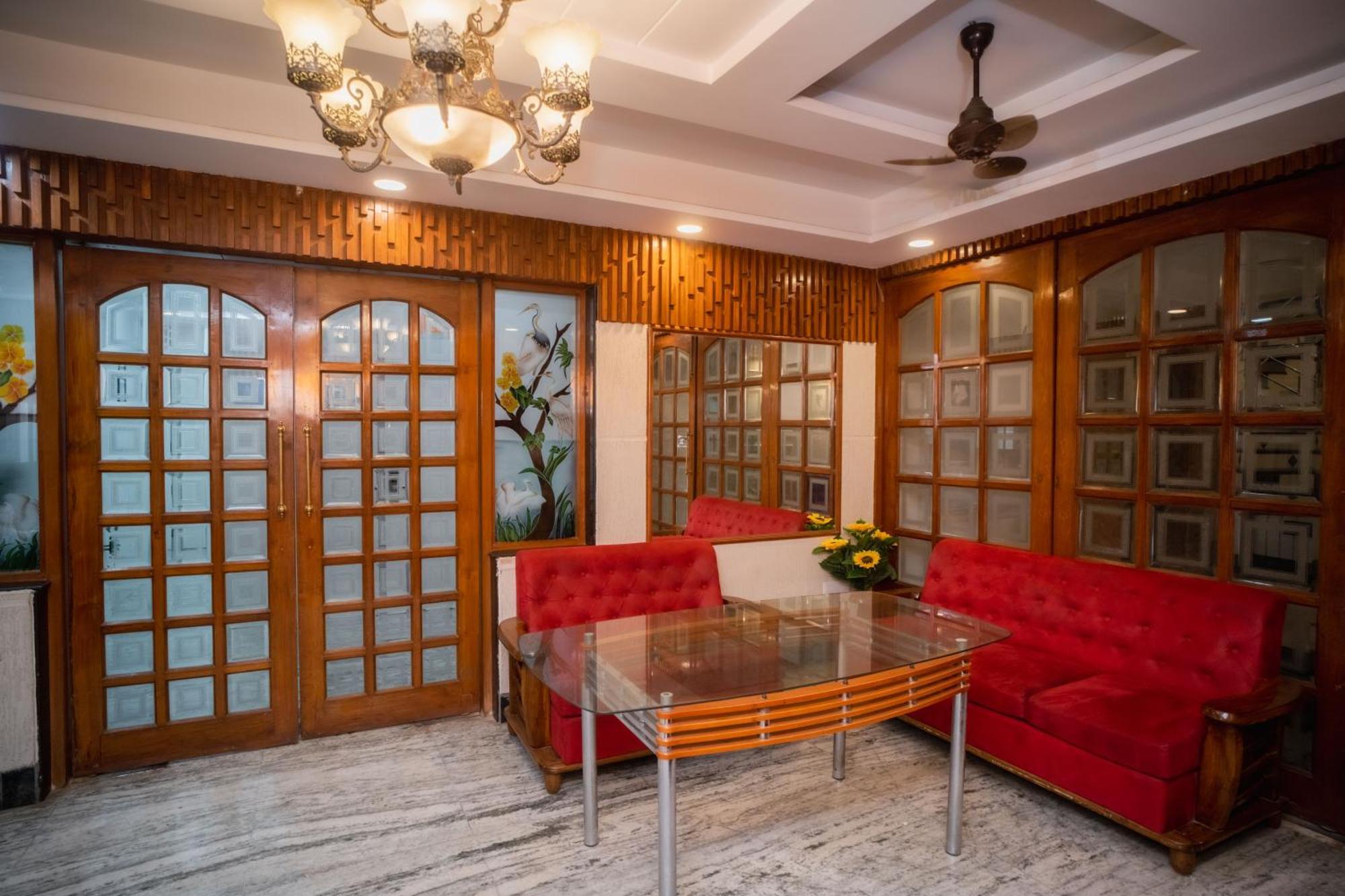 Pearl Courtyard Dormitory Varanasi Dış mekan fotoğraf
